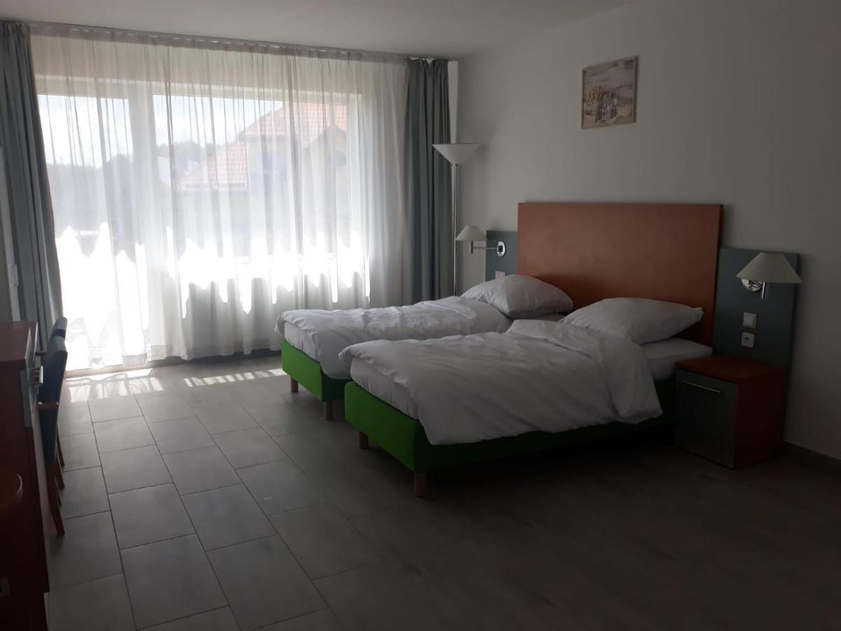 Lema Pokoje Goscinne Skrzeszewo  Exteriér fotografie